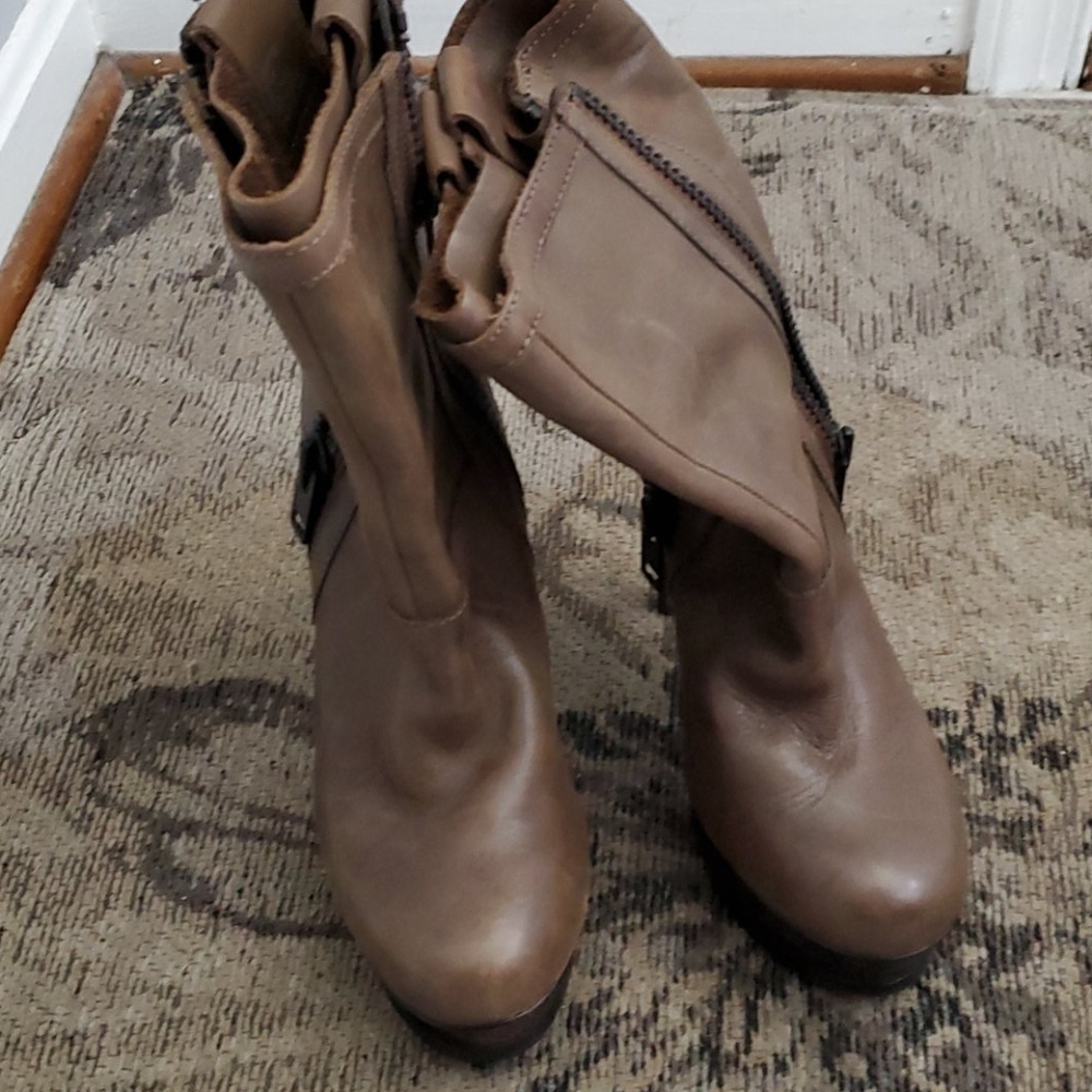 Calvin Klein leather heel boots.